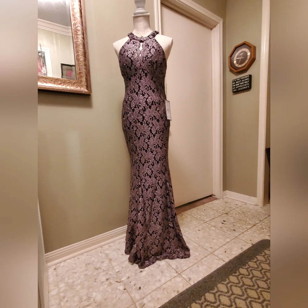 Dress - Picture 2 of 13